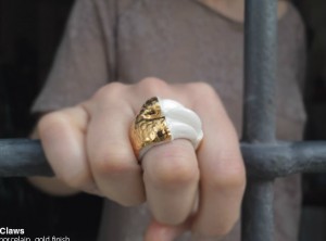 caolina_08_claws
