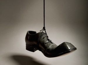 Asymmetrical Seamed Crystal Toe Derby (man)