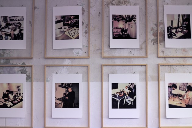 In mostra anche un progetto fotografico di Federico Villa: ritratti su Polaroid dei protagonisti di Mondopasta mentre mangiano. Ovviamente pasta!