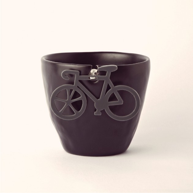 ilil_Vestire_la_Tavola_Mug_Cycle