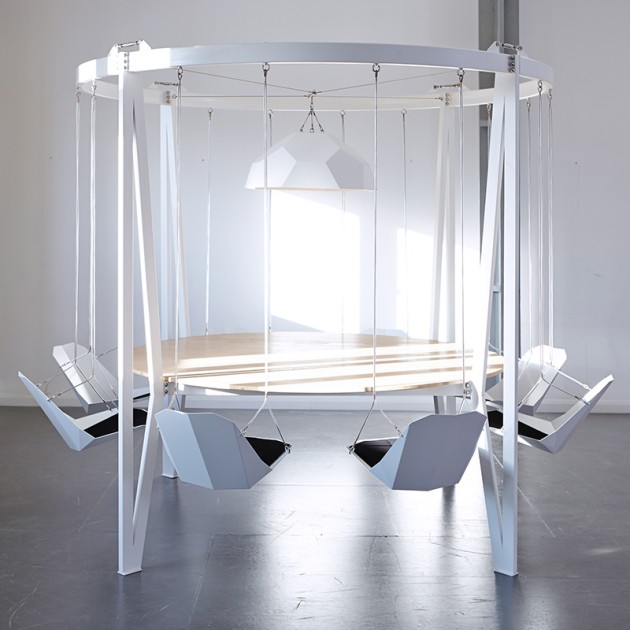 the_king_arthur_round_swing_table_4