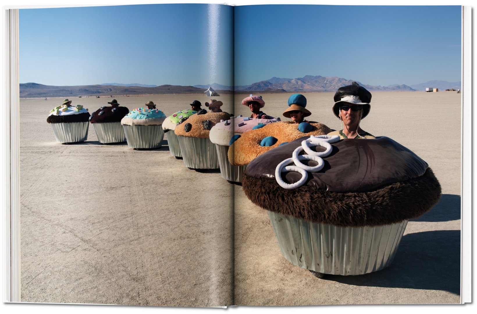 nk_guy_art_of_burning_man_fo_int_open_0018_0019_05786_1506241207_id_977067