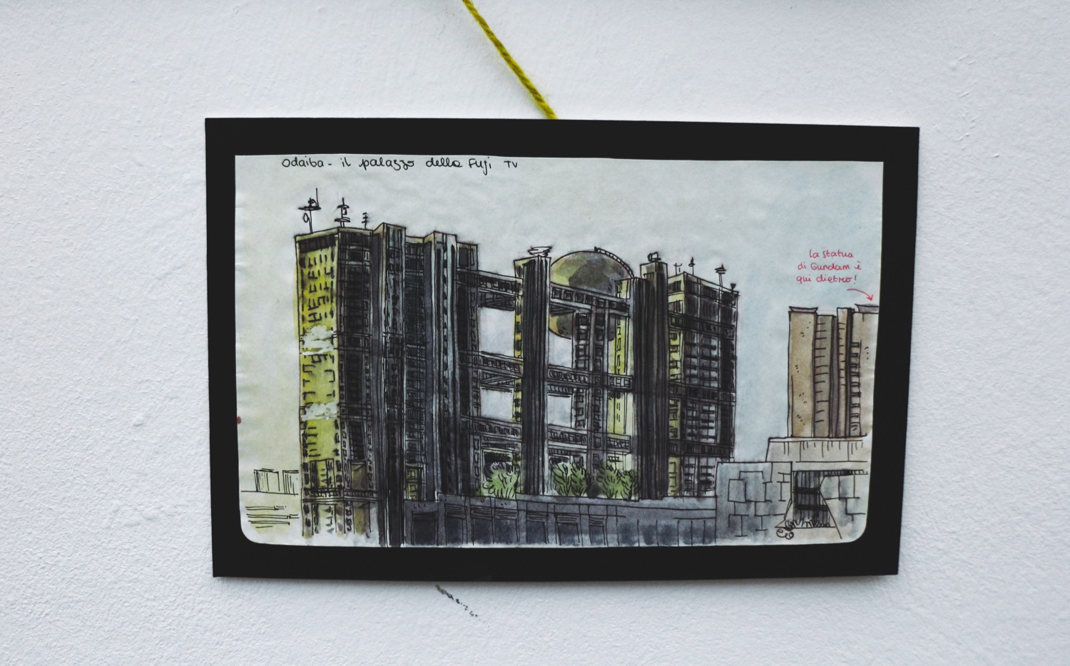 Sara Menetti, dalla mostra “Diari di viaggio: Storie di città illustrate” (foto: Simone e Sveva Sbarbati per Frizzifrizzi)