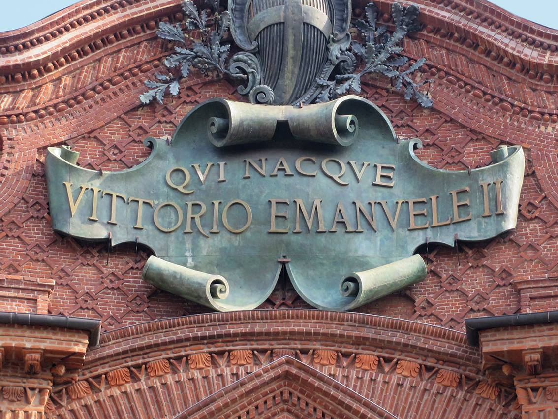 Torino, p.zza Carignano (fonte: Lettering da Torino)