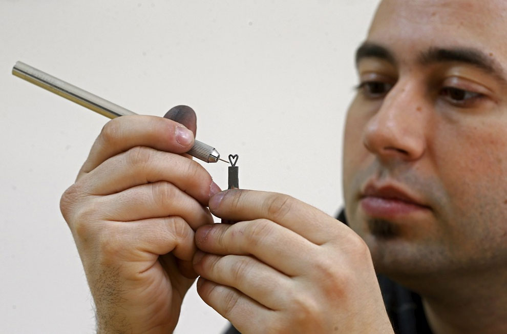 (foto: Dado Ruvic / Reuters via: designyoutrust.com)