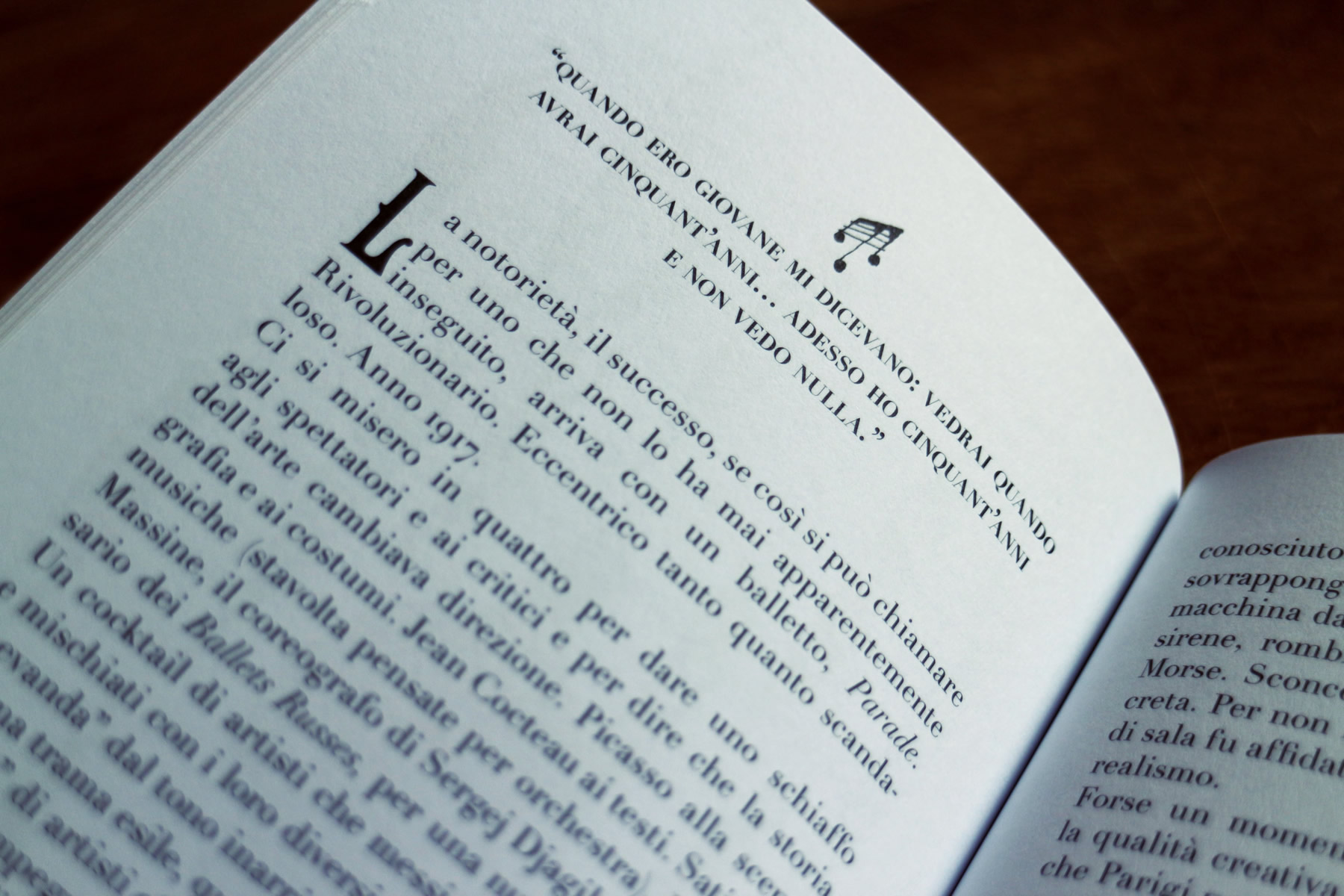 Satie: appunti e nostalgie, di Gian Nicola Vessia, illustrazione di Federico Maggioni, Raum Italic 2015 (foto: Frizzifrizzi)