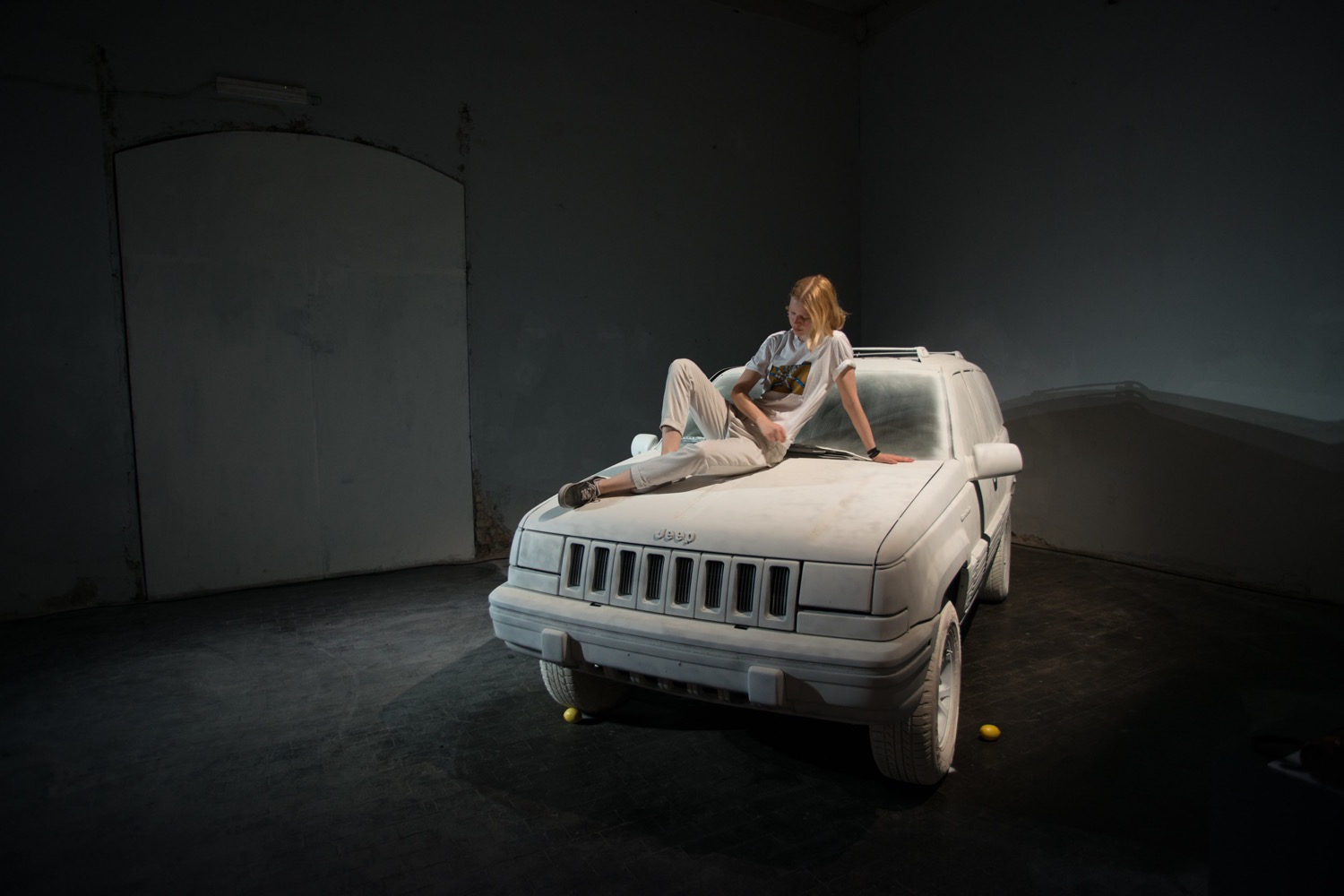 parte dell'installazione di Ophelia Finke A.I. Artisanal Intelligence, “Grand Tour”, luglio 2016 (foto: Andrea Buccella - courtesy A.I. Artisanal Intelligence)