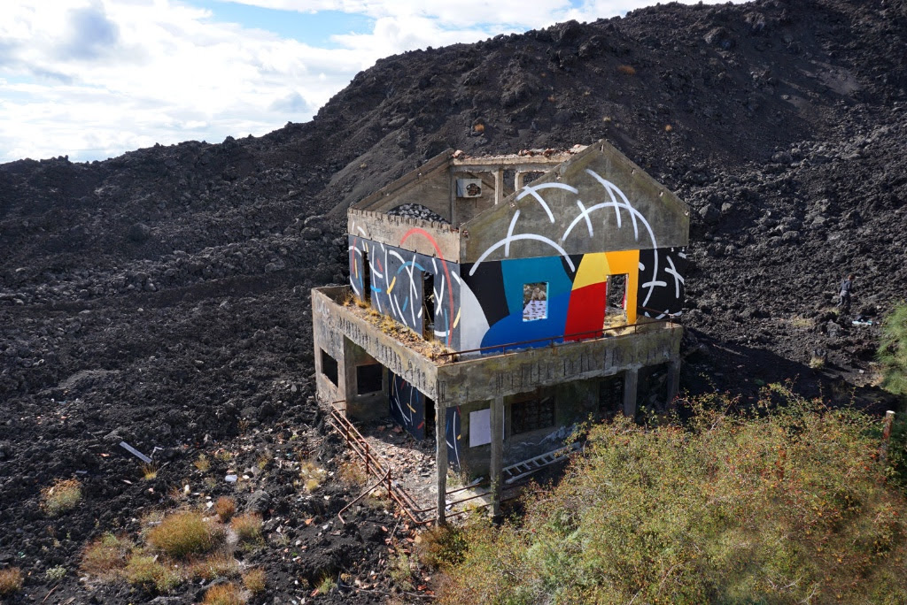 Moneyless, Etna, 2016